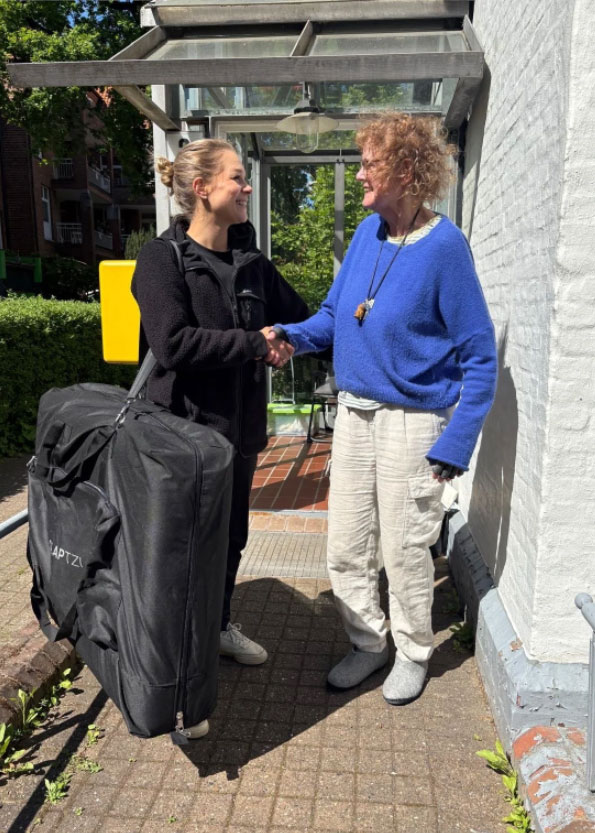 Physiotherapie Mobil Eli Philipoff mit Kundin